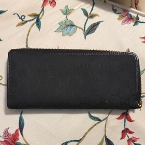 Gucci Black GG Monogram Wallet